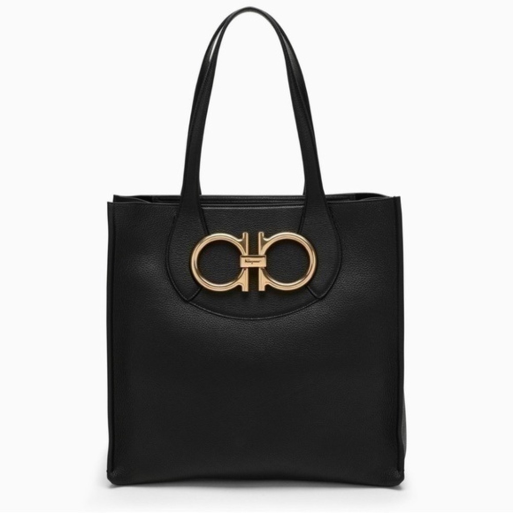 FERRAGAMO Ferragamo Black Maxi Gancio Tote Bag
Maxi G tote 2023 SS collection